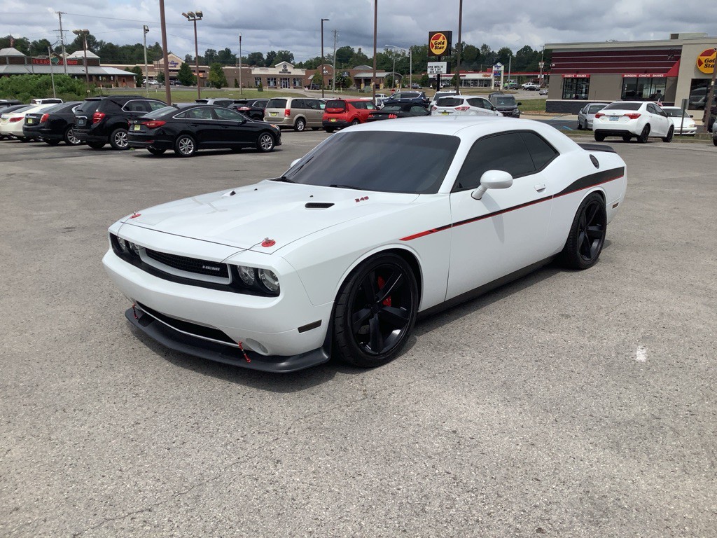 2014 Dodge Challenger Image 3