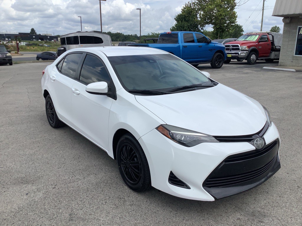 2018 Toyota Corolla Image 4