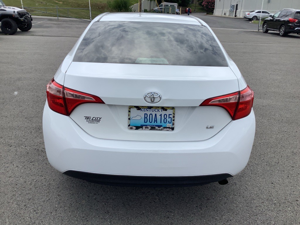 2018 Toyota Corolla Image 8