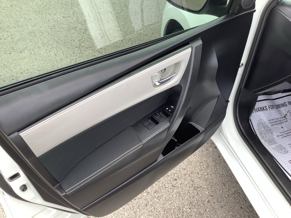 2018 Toyota Corolla Image 11
