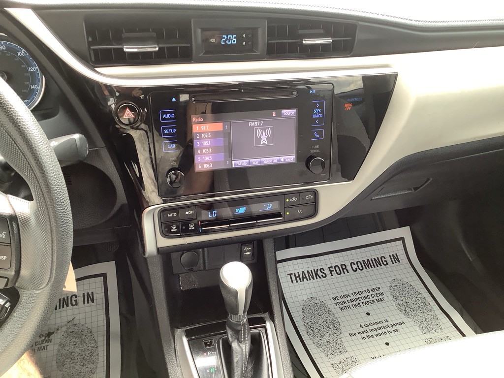 2018 Toyota Corolla Image 15