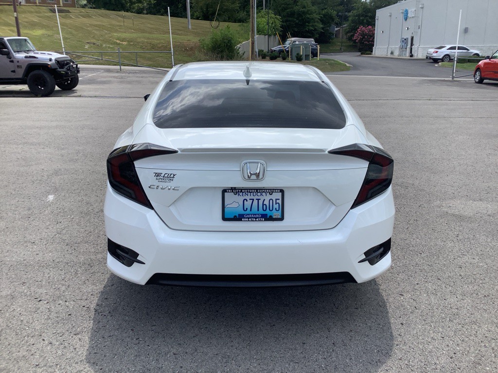 2016 Honda Civic Image 8