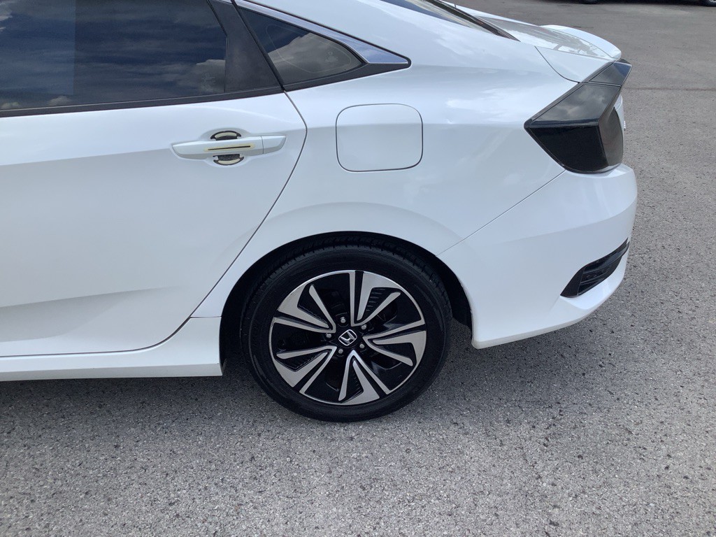 2016 Honda Civic Image 11