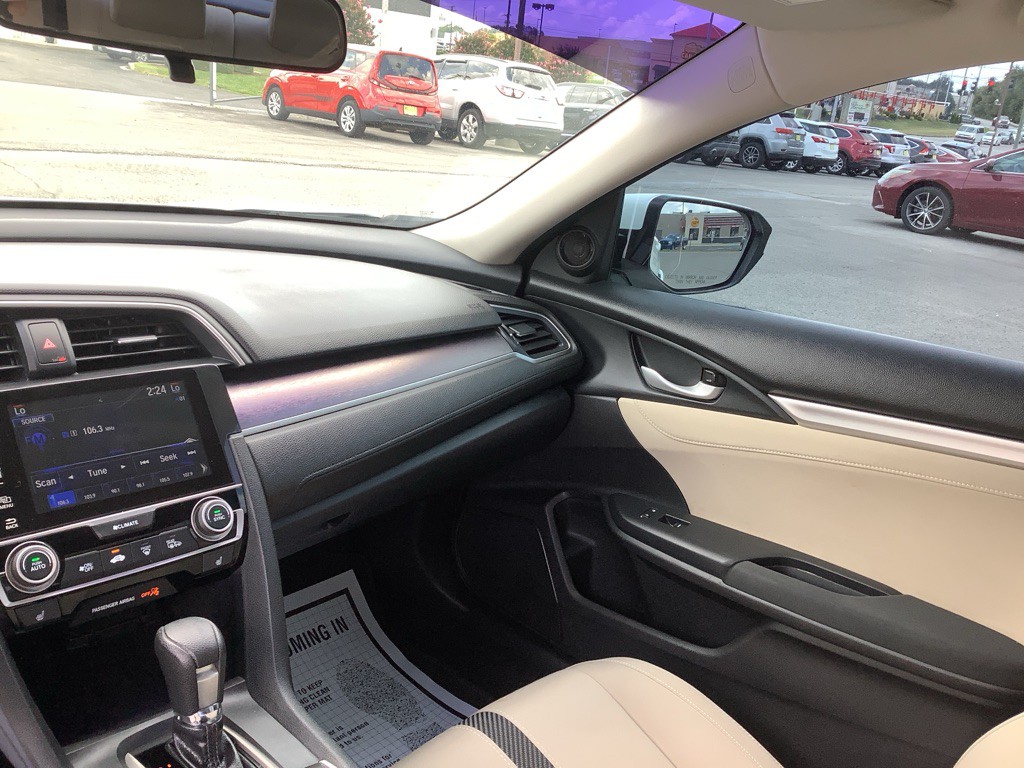 2016 Honda Civic Image 15