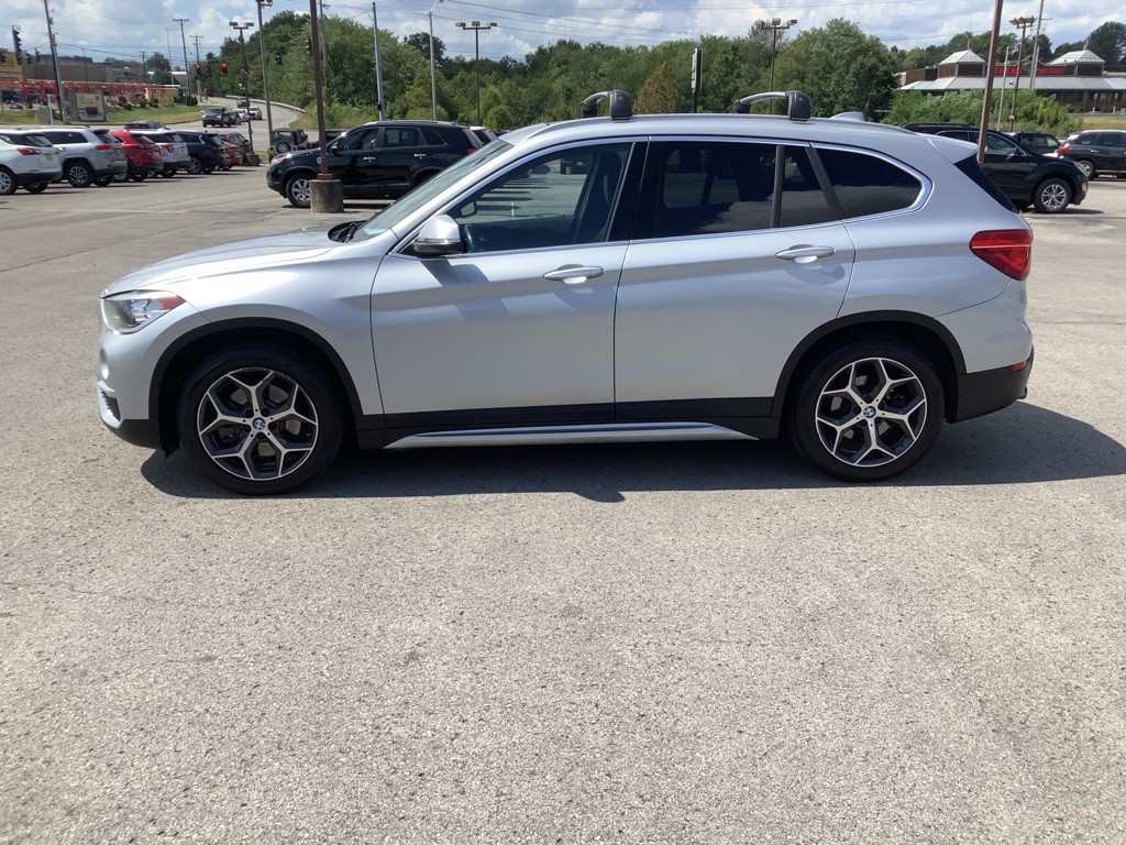 2018 BMW X1 Image 1