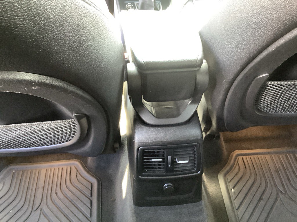 2018 BMW X1 Image 16