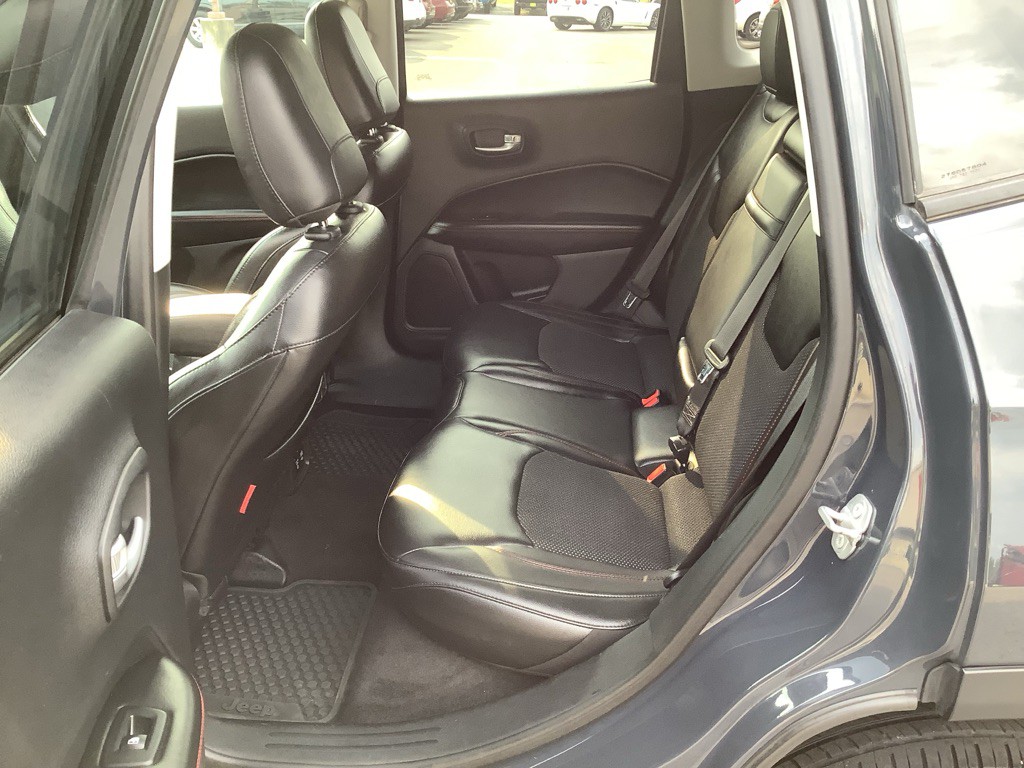 2018 Jeep Compass Image 13