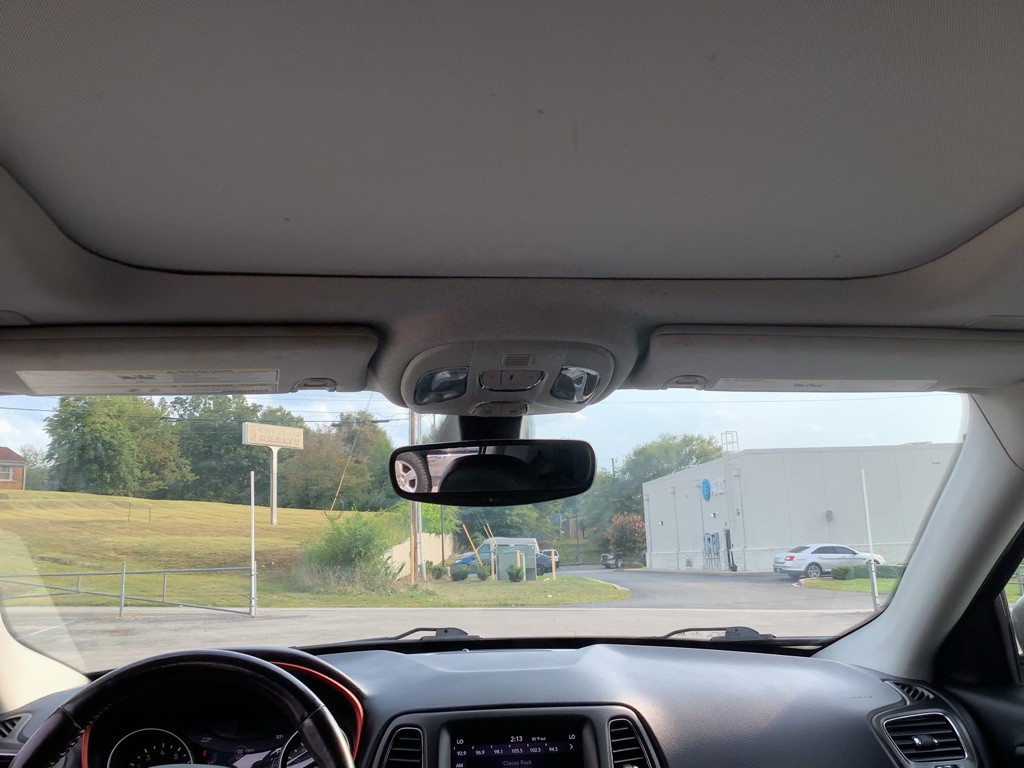 2018 Jeep Compass Image 16