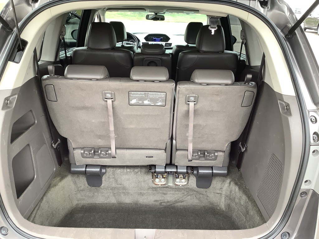 2016 Honda Odyssey Image 10
