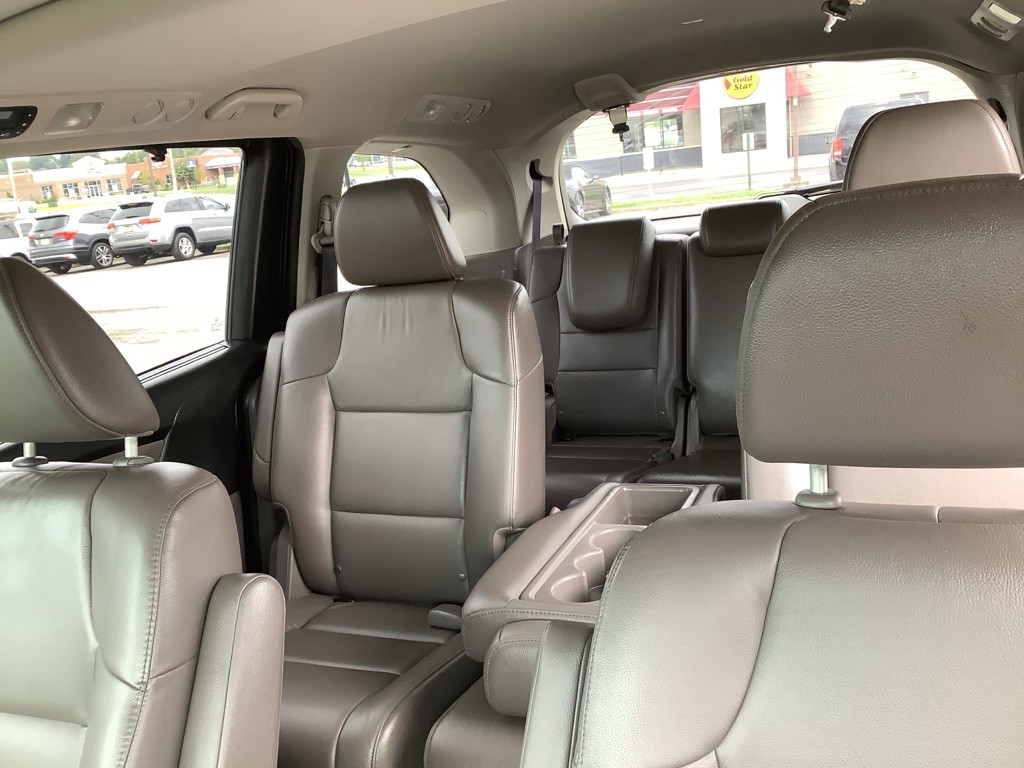2016 Honda Odyssey Image 16