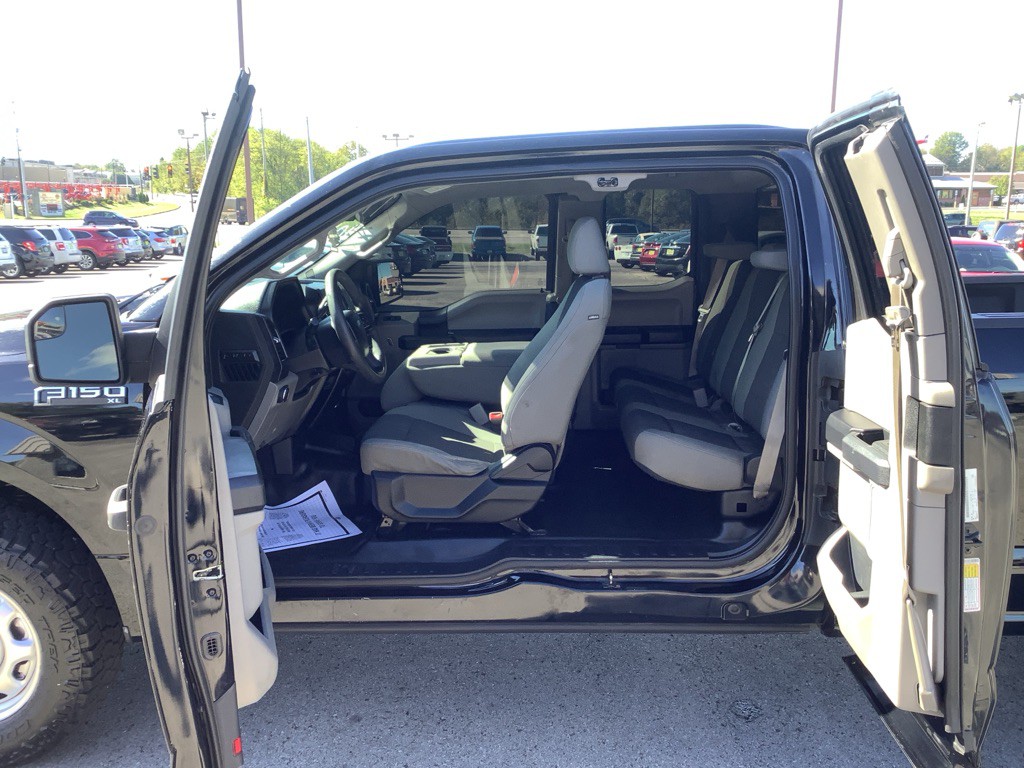 2017 Ford F-150 Image 11