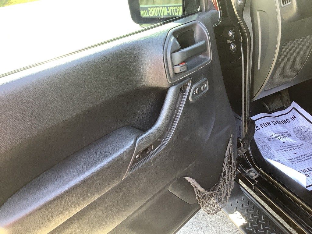 2015 Jeep Wrangler Unlimited Image 11