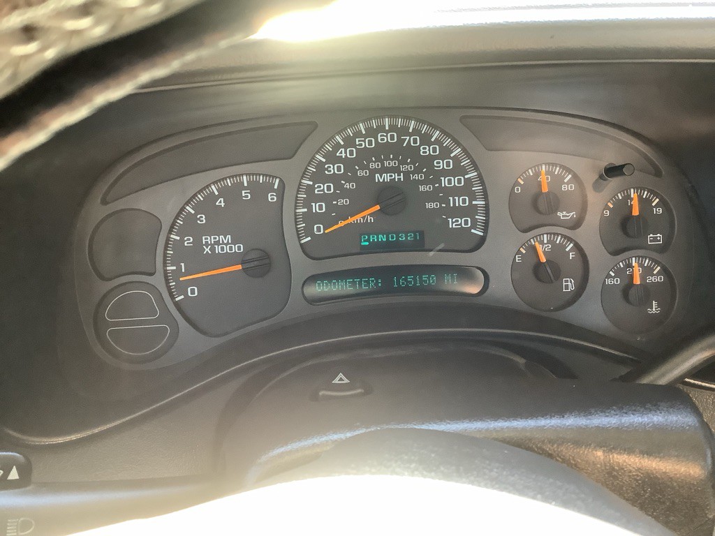 2004 Chevrolet Silverado 1500 Image 18