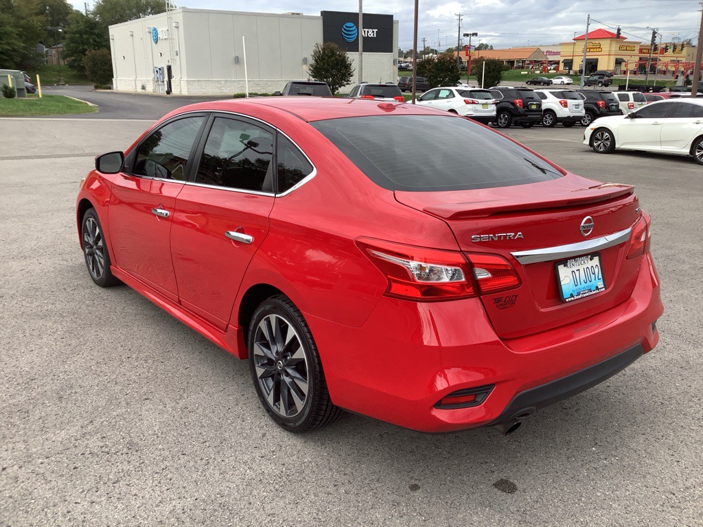2019 Nissan Sentra Image 10