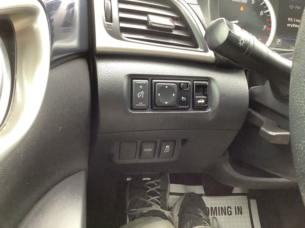 2019 Nissan Sentra Image 18