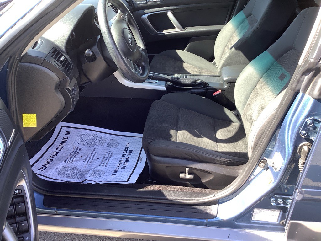 2009 Subaru Outback Image 12