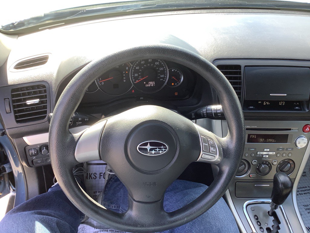 2009 Subaru Outback Image 18