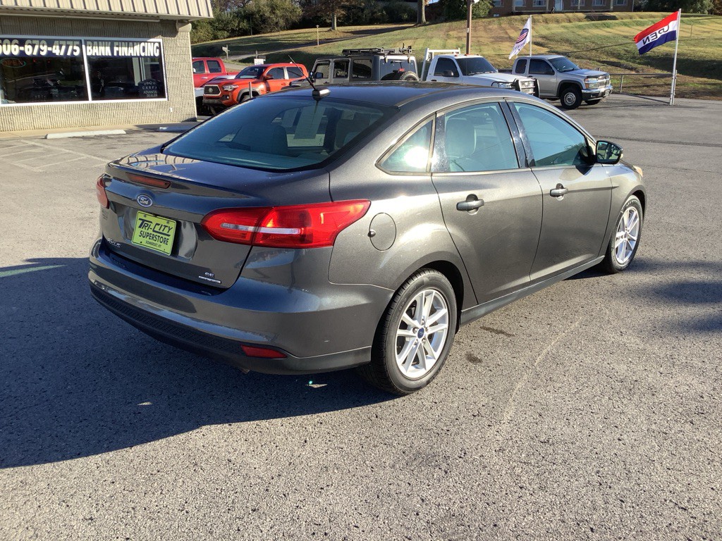 2015 Ford Focus Image 7