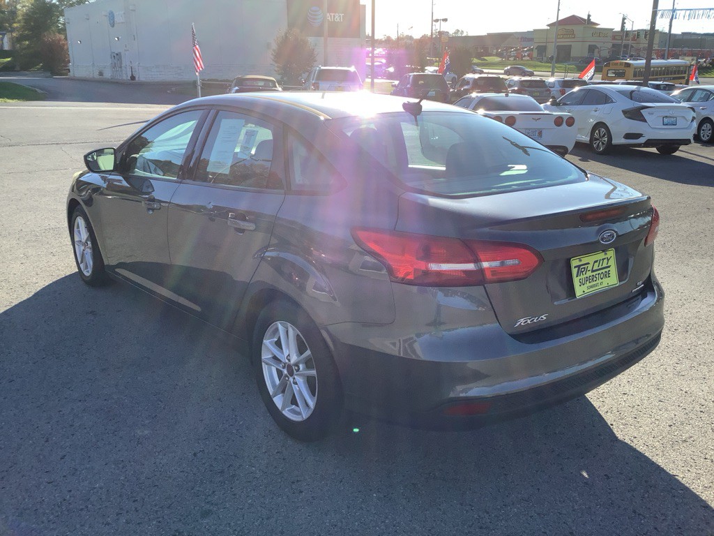 2015 Ford Focus Image 10