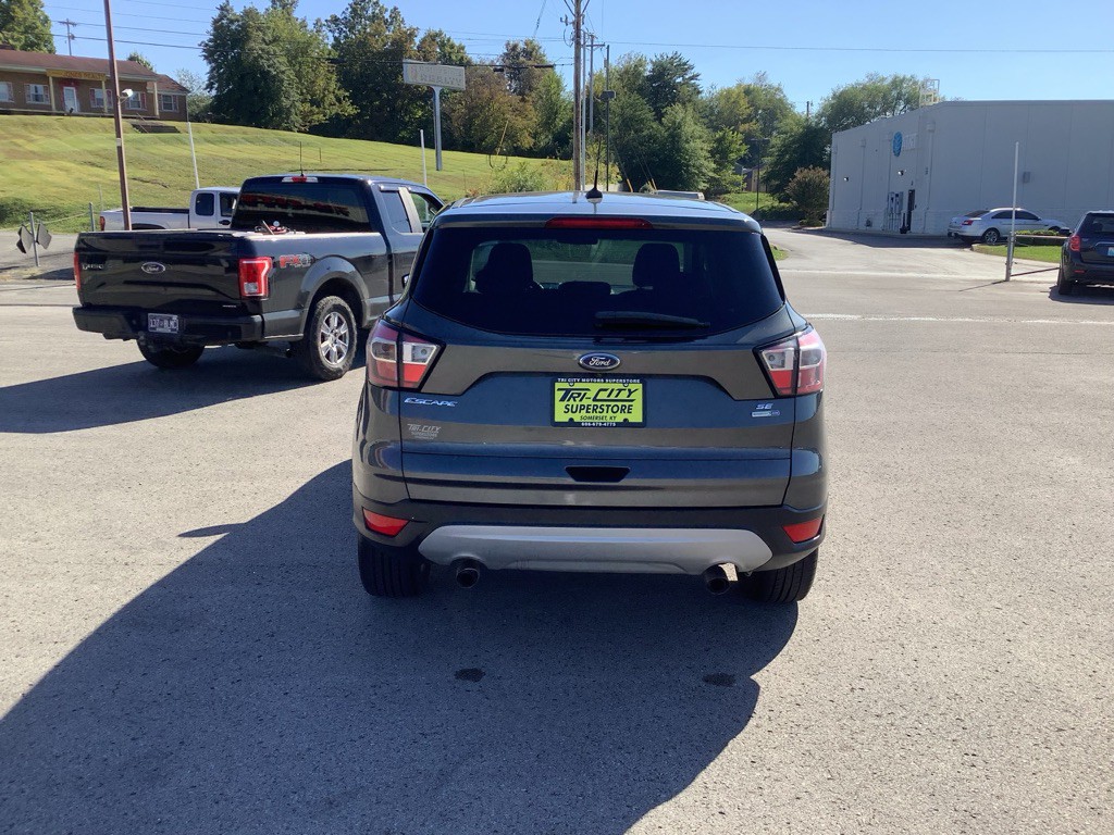 2017 Ford Escape Image 3
