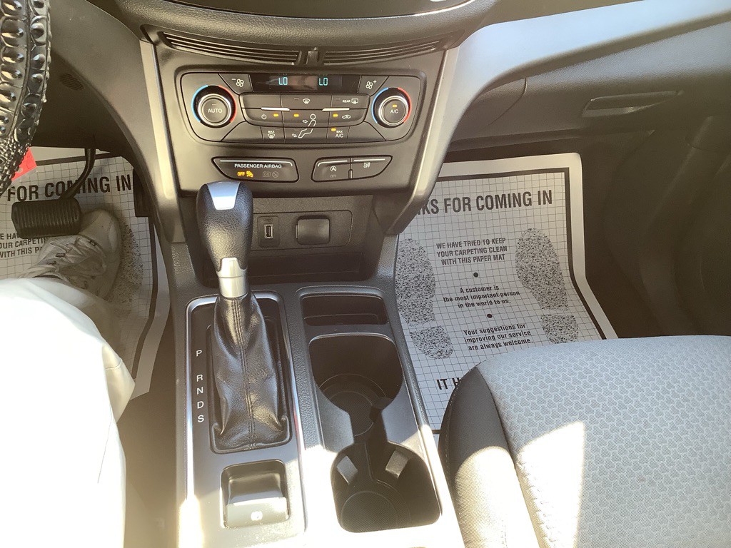 2017 Ford Escape Image 11
