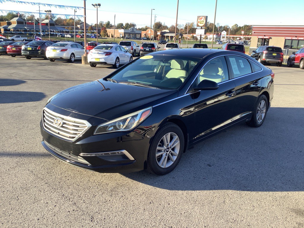 2015 Hyundai Sonata Image 2