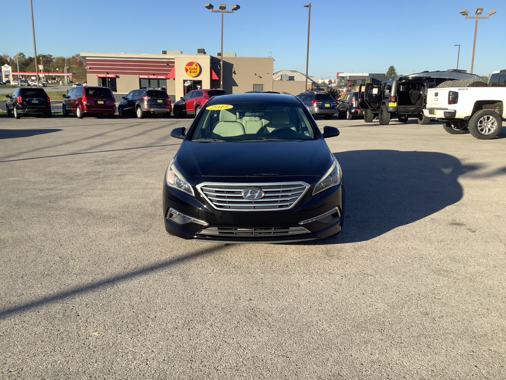 2015 Hyundai Sonata Image 3