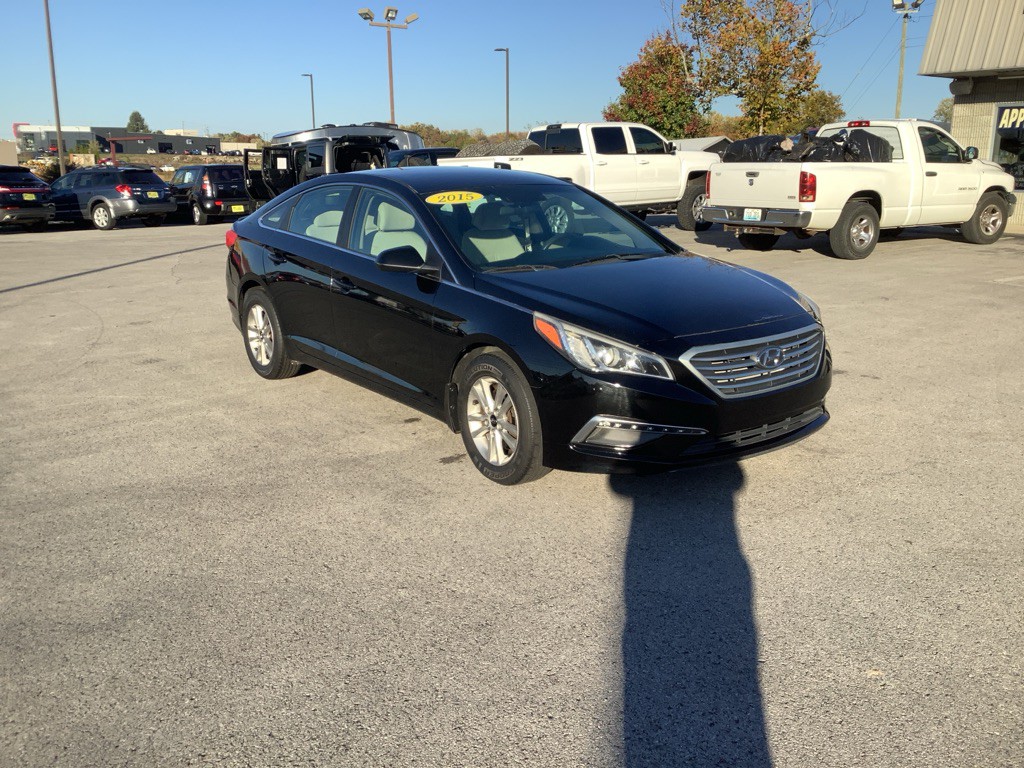 2015 Hyundai Sonata Image 4