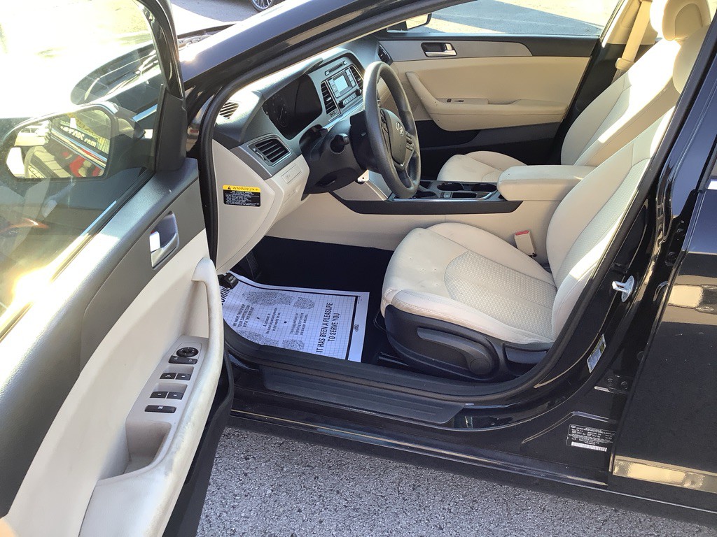 2015 Hyundai Sonata Image 12