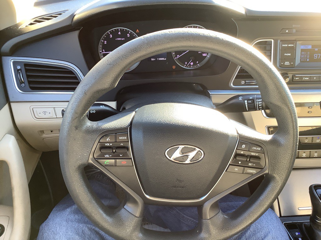 2015 Hyundai Sonata Image 19