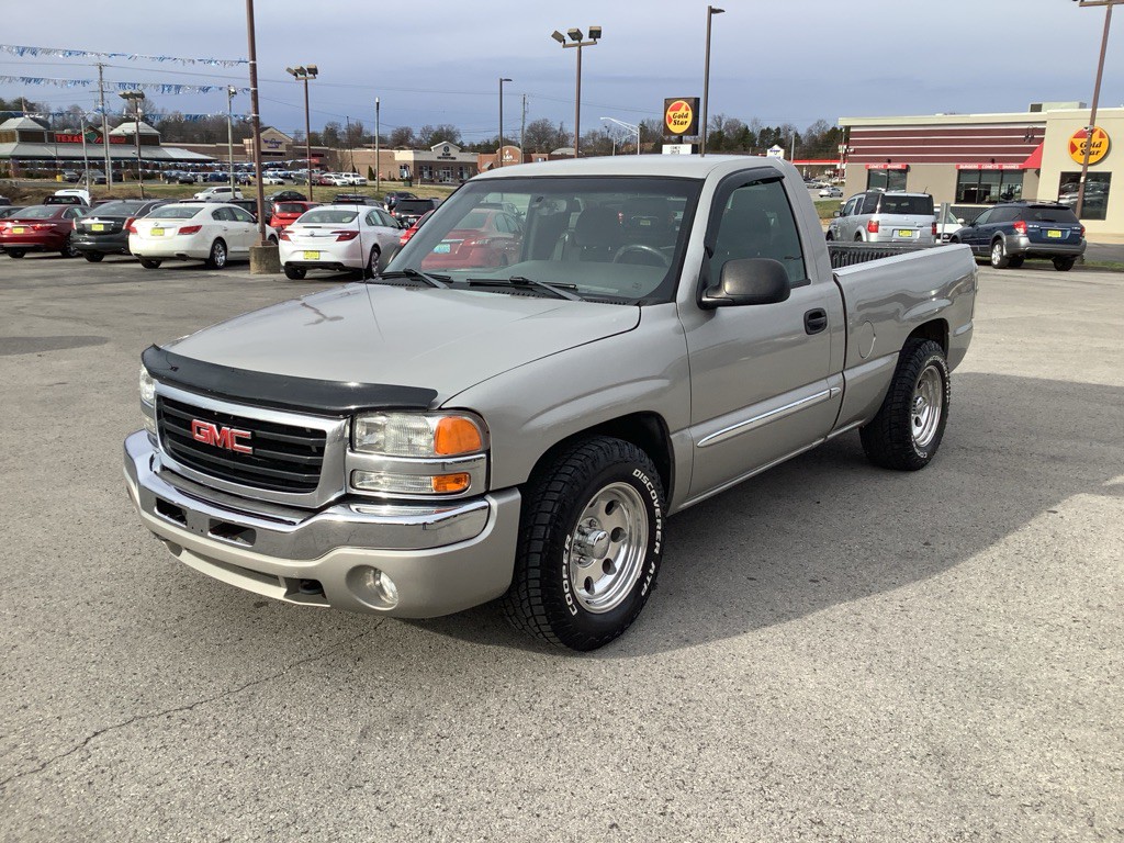 2006 GMC Sierra Image 2