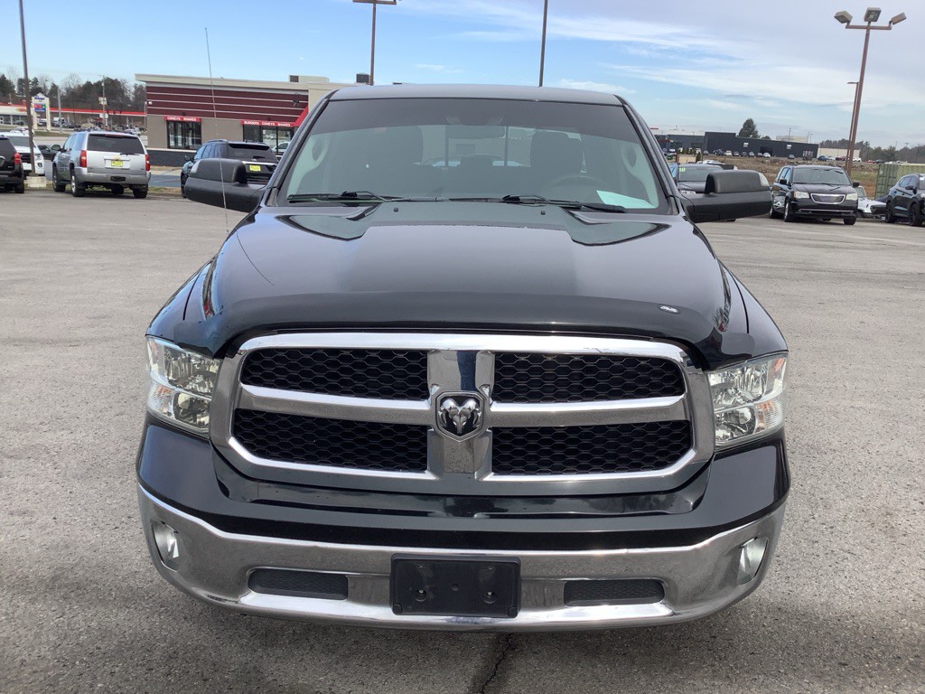 2016 RAM 1500 Image 3