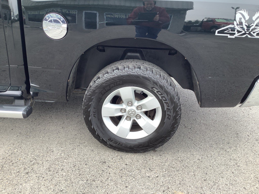 2016 RAM 1500 Image 10