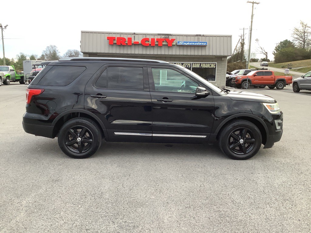 2016 Ford Explorer Image 5