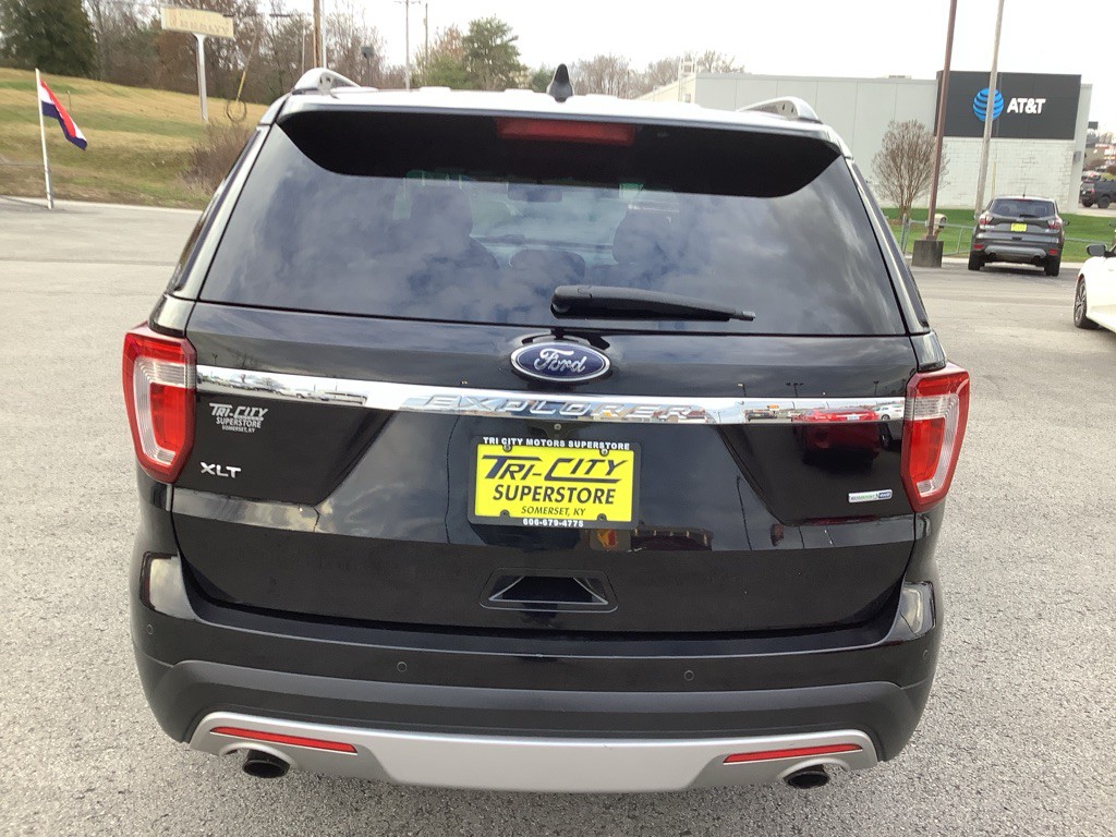 2016 Ford Explorer Image 7