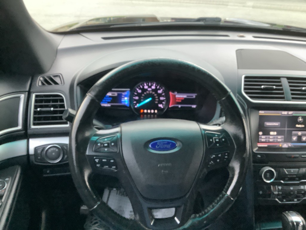 2016 Ford Explorer Image 23