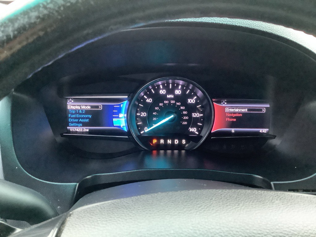 2016 Ford Explorer Image 24