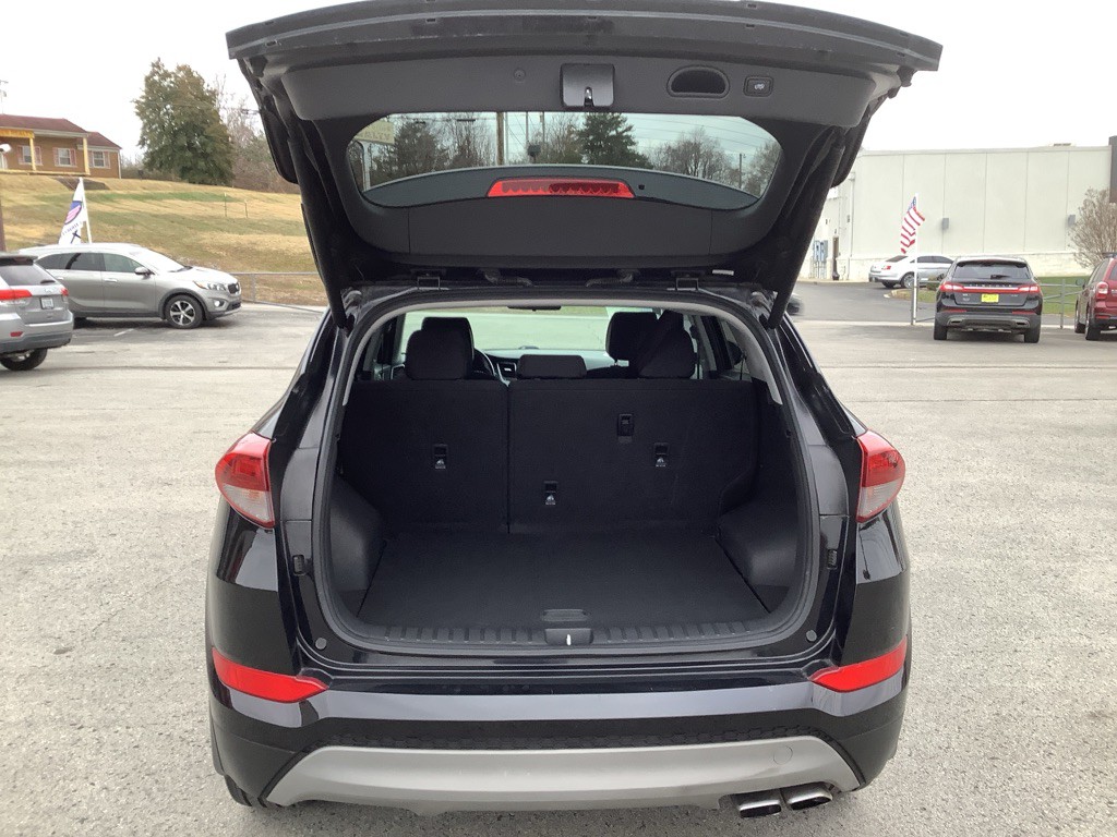 2017 Hyundai Tucson Image 9