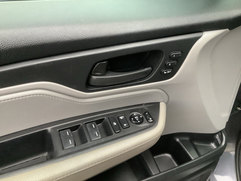 2018 Honda Odyssey Image 12
