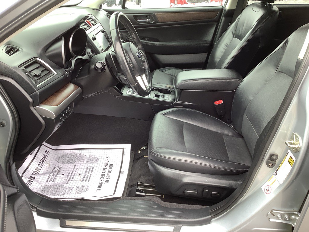 2017 Subaru Outback Image 12