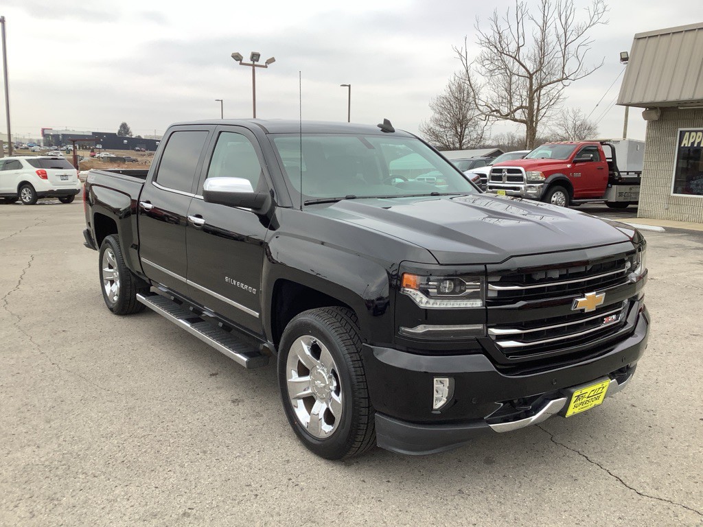 2017 Chevrolet Silverado 1500 Image 4