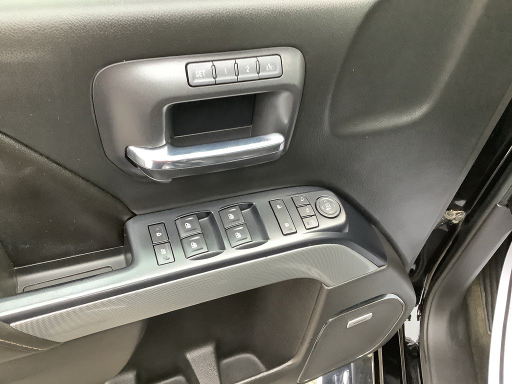 2017 Chevrolet Silverado 1500 Image 11