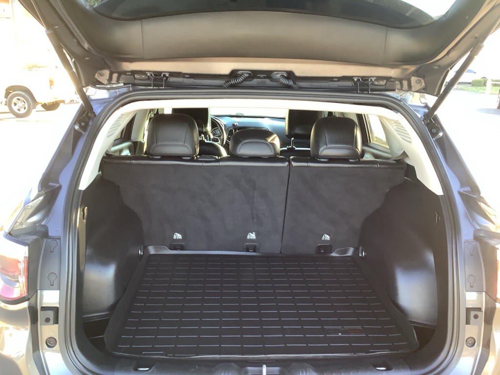 2021 Jeep Compass Image 8