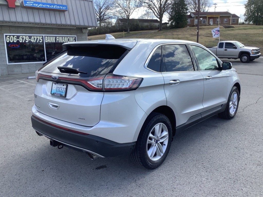 2017 Ford Edge Image 6