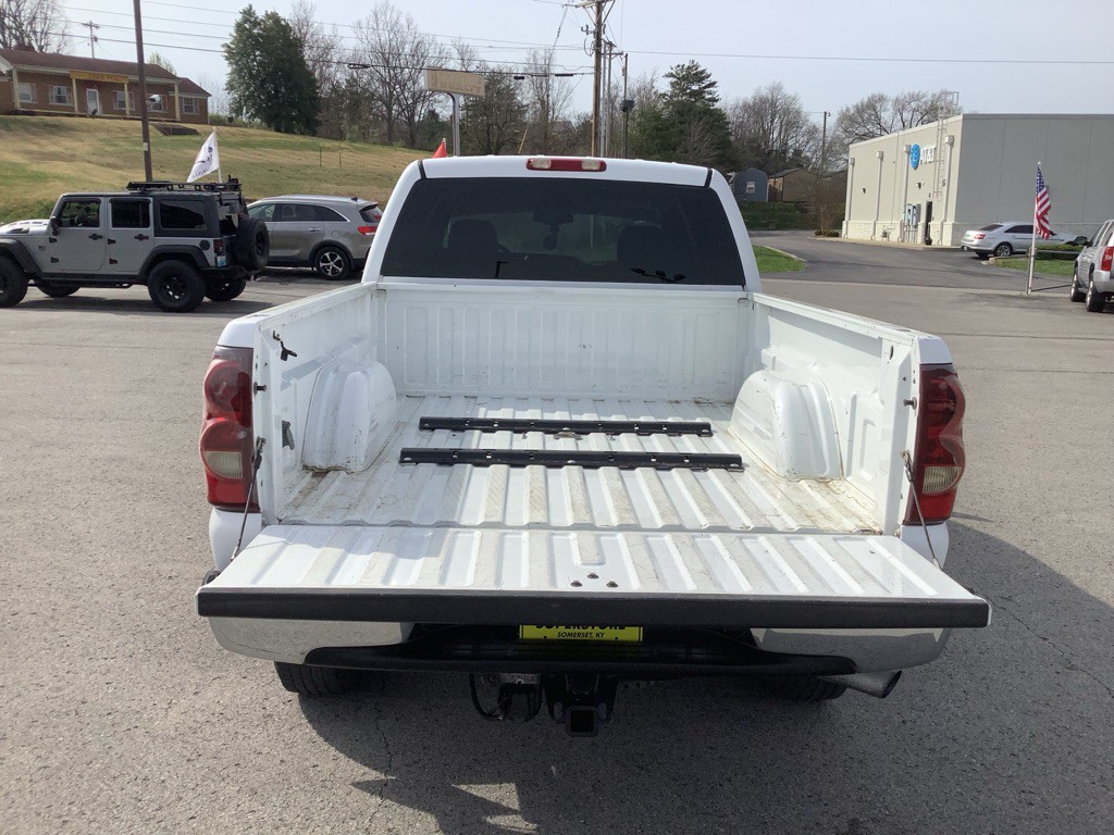 2003 Chevrolet Silverado 1500 Image 8