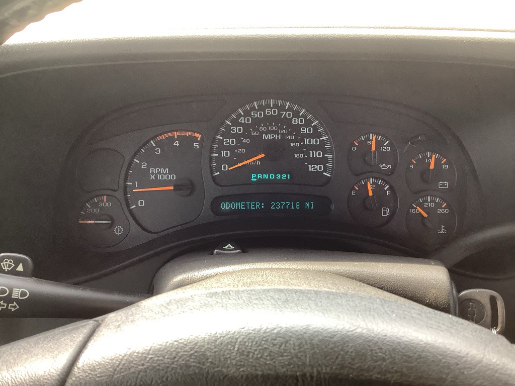 2003 Chevrolet Silverado 1500 Image 18