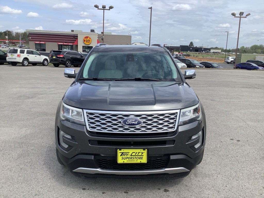2017 Ford Explorer Image 3