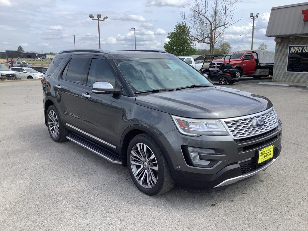 2017 Ford Explorer Image 4