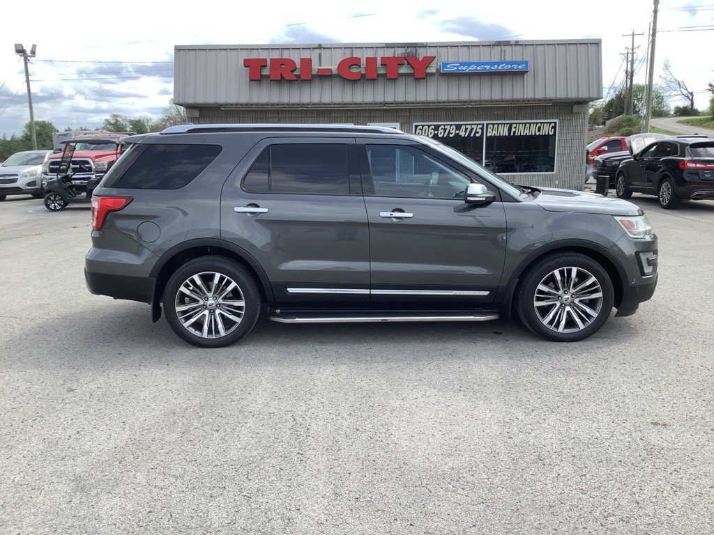 2017 Ford Explorer Image 5