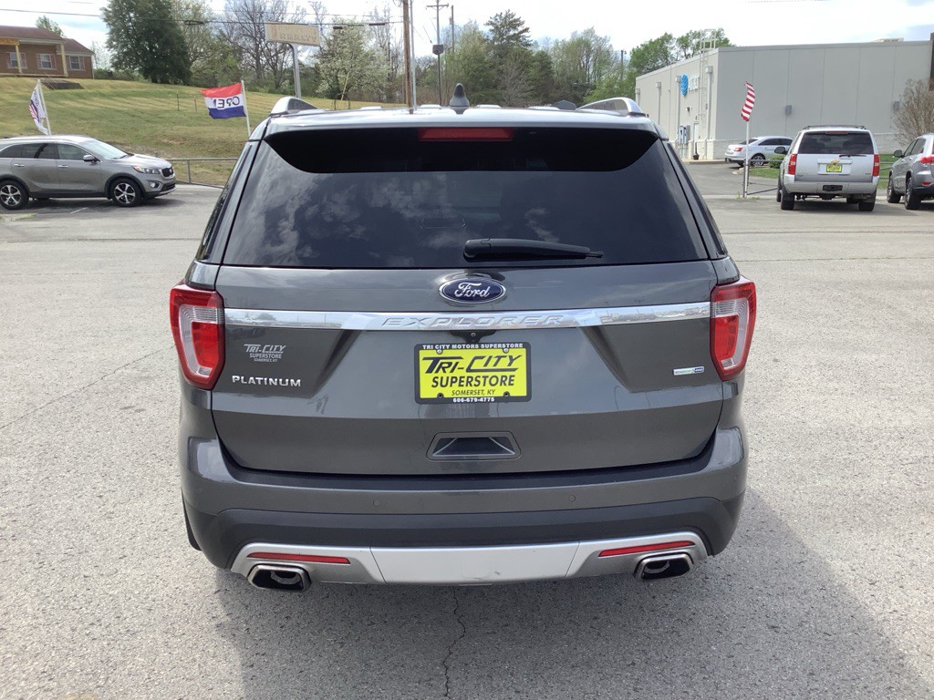 2017 Ford Explorer Image 7